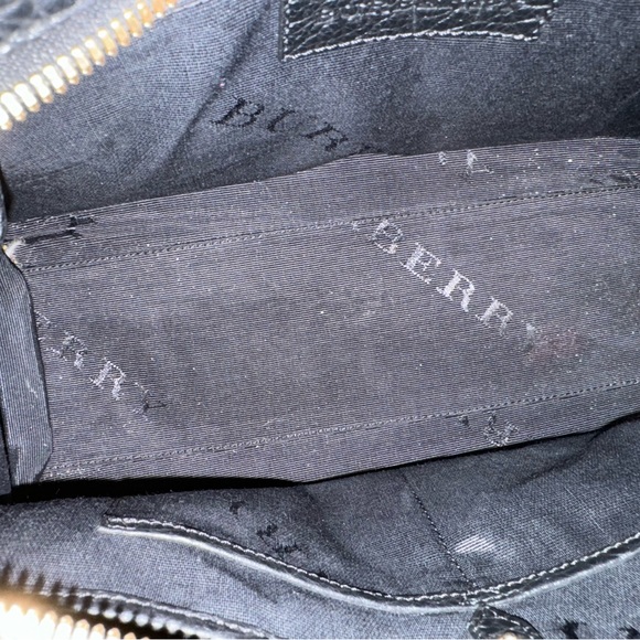 Burberry Black Grain Leather Medium Clifton Bag, pre owned - Picture 6 of 7